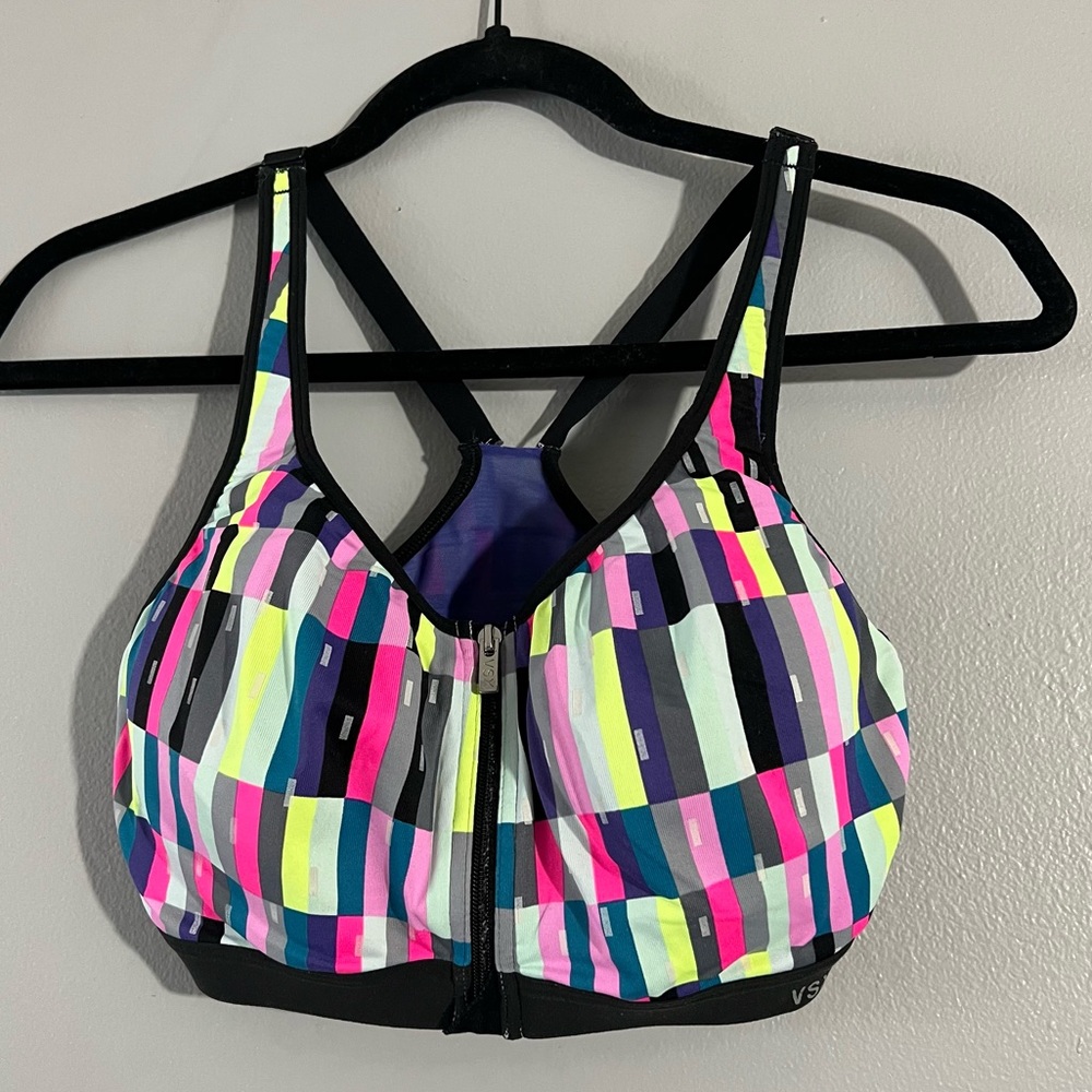 VSX by Victoria's Secret Front-Close Sport Bra size 34D